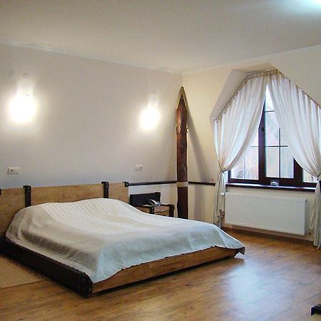 Hotel Zolota Pidkova Kozlin Kamer foto