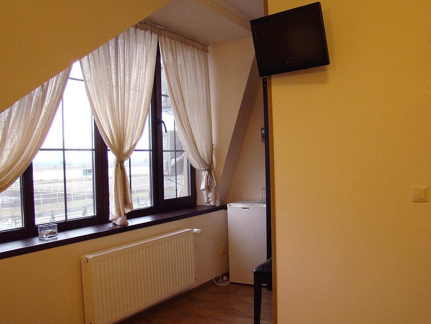 Hotel Zolota Pidkova Kozlin Kamer foto